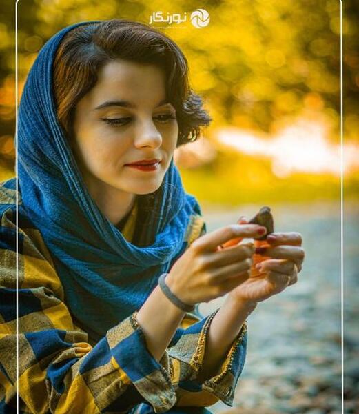 عکس دختر با ژست قشنگ
