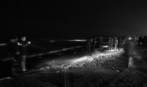 عکس دریا در شب شمال