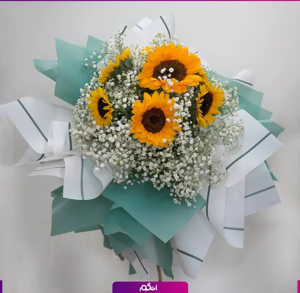ایده عکس تولد با گل افتابگردان