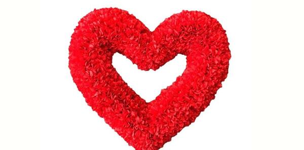 عکس قلب بزرگ توخالی