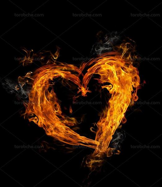 عکس قلب پس زمینه سیاه