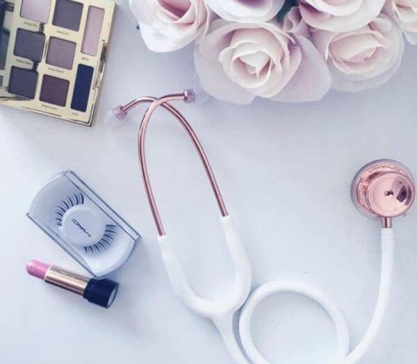 عکس قلب پزشکی برای پروفایل