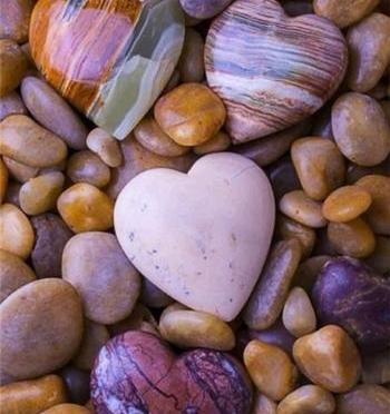 عکس قلب برای تصویر زمینه گوشی