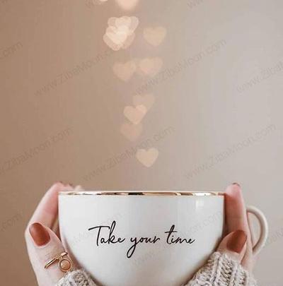عکس قهوه و کتاب برای پروفایل