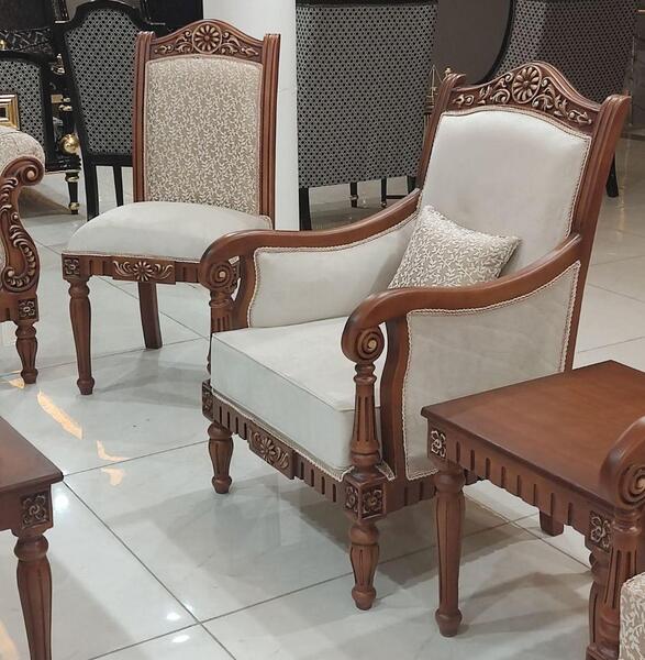 عکس مبل سلطنتی چوب قهوه ای