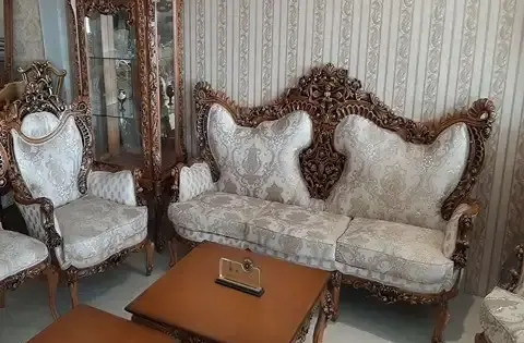 عکس مبل استیل با چوب قهوه ای