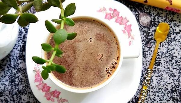 عکس قهوه با شکلات