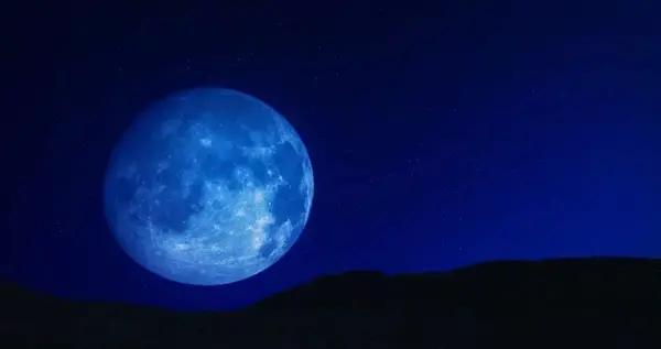 عکس ماه آبی واقعی