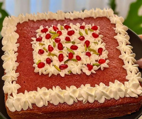 عکس کیک شب یلدای بچه گانه