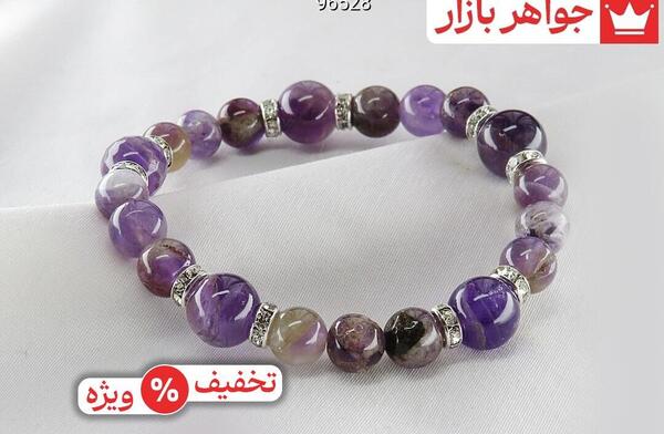 عکس دستبند ماه تولد فروردین