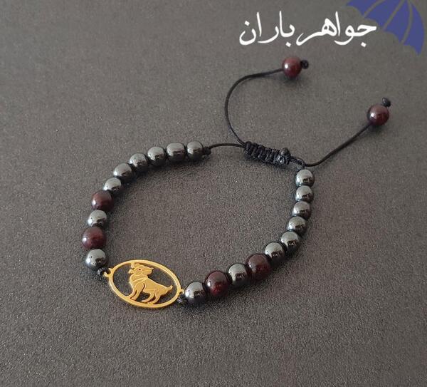 عکس دستبند ماه تولد فروردین