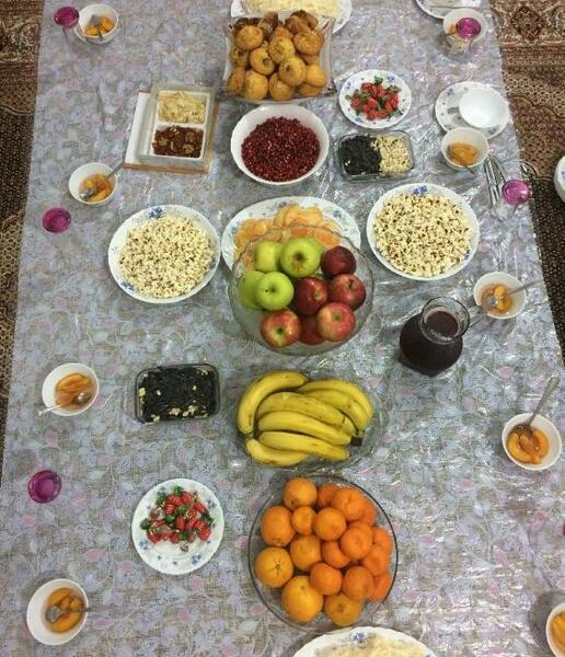 عکس سفره یلدای ساده