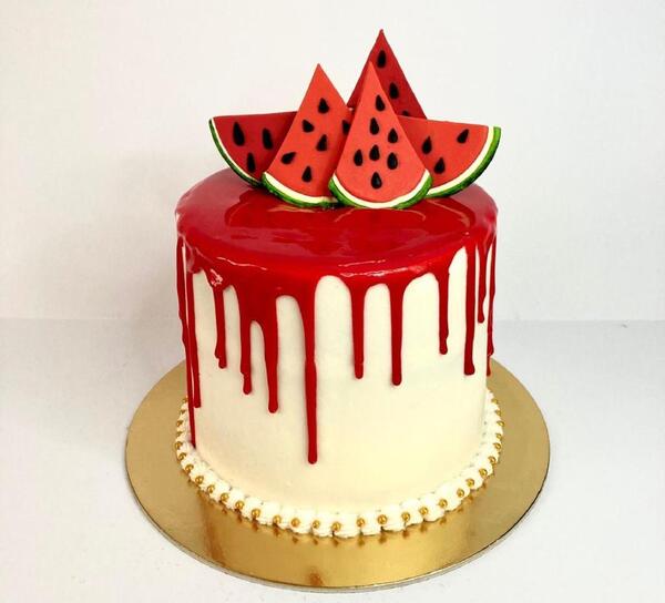 عکس کیک شب یلدای ساده