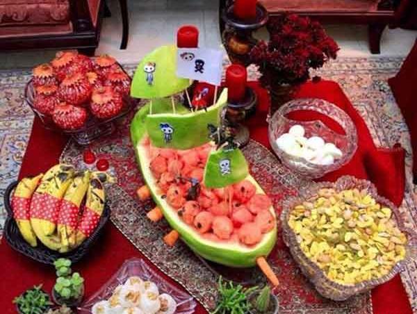 عکس سفره شب یلدایی