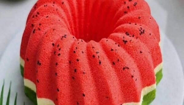 عکس کیک یلدایی ساده