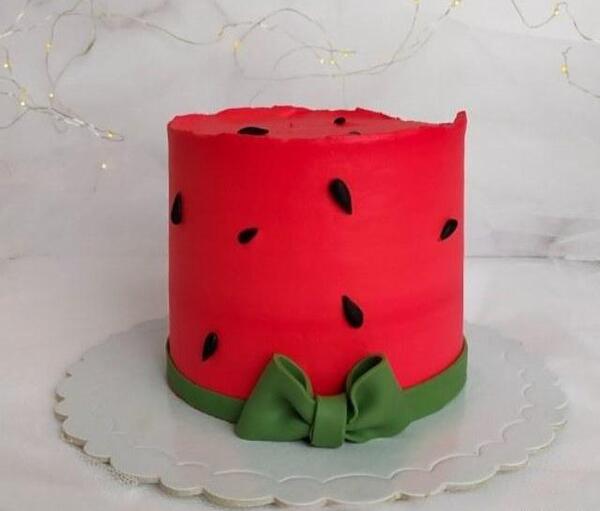 عکس کیک یلدایی ساده