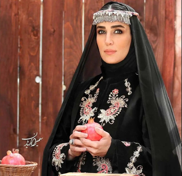 مدل عکس یلدایی زن و شوهر