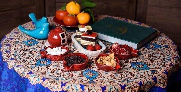 عکس شب یلدای خانوادگی