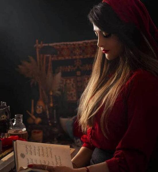 ایده عکس یلدایی دخترانه