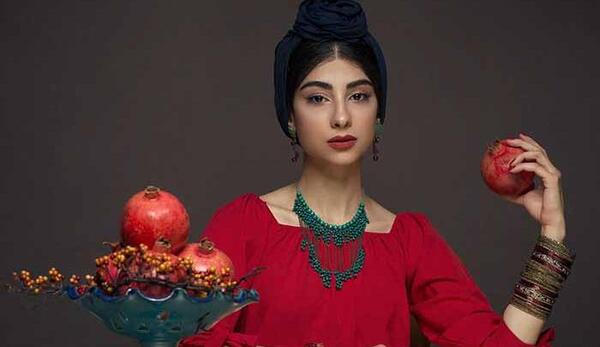 ایده عکس یلدایی دخترانه
