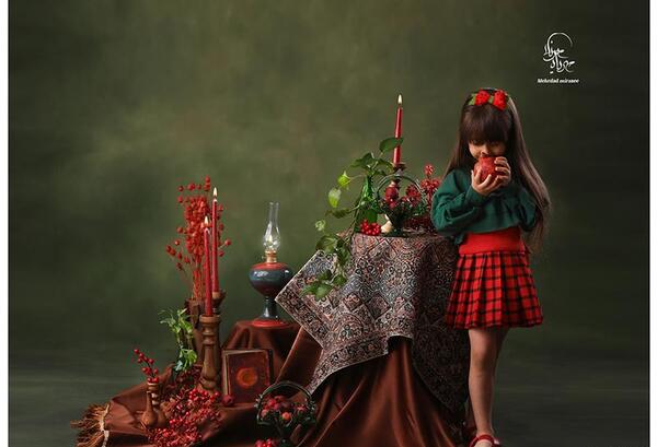 عکس آتلیه یلدایی دخترانه