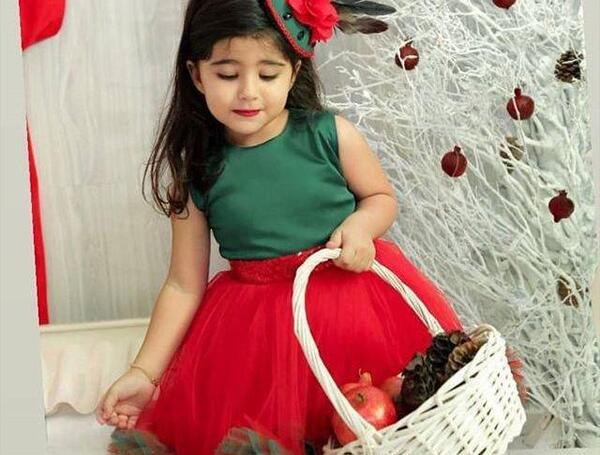 ژست عکس یلدایی پسرانه