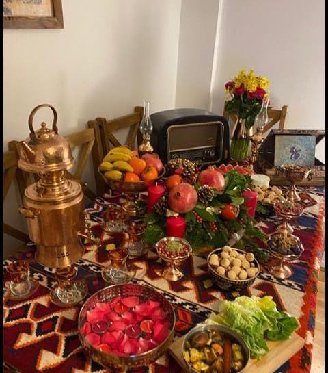 عکس تزیین سفره ی یلدا