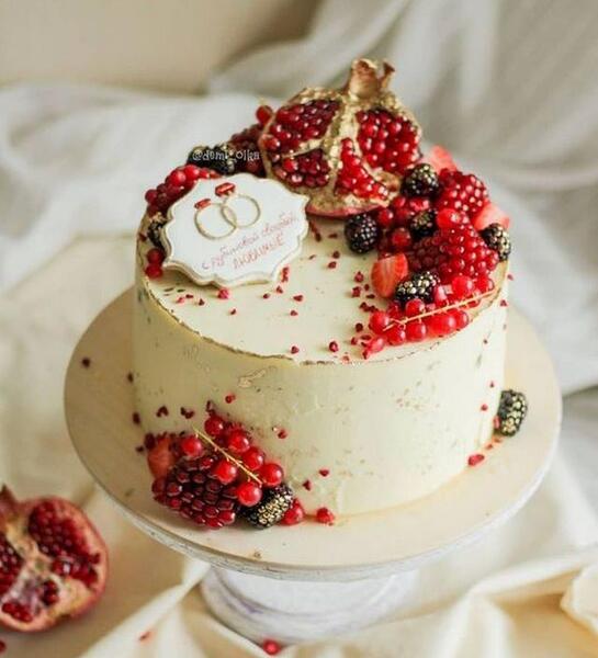 عکس کیک های یلدا