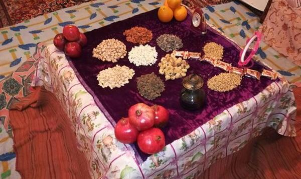 عکس سفره یلدا قدیمی