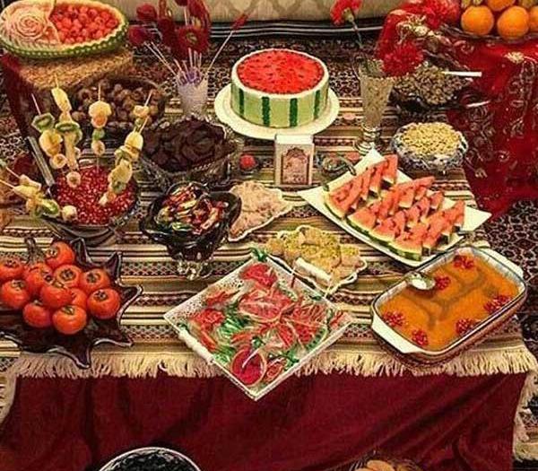 عکس تزیین یلدا سفره