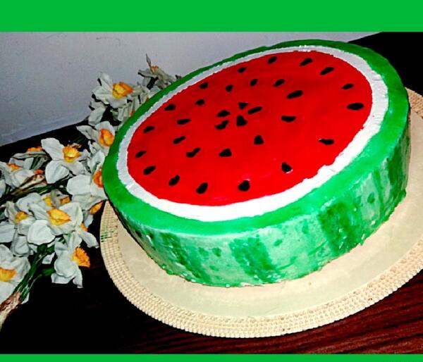 عکس کیک شب یلدا خانگی