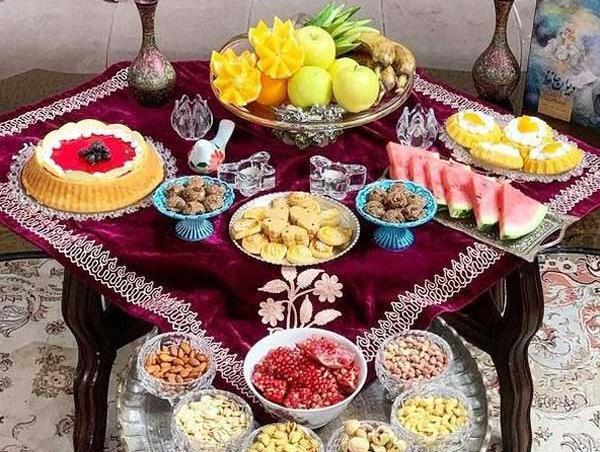 عکس سفره شب یلدا خانگی