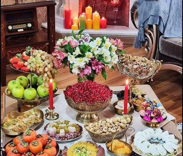 عکس سفره شب یلدا خانگی
