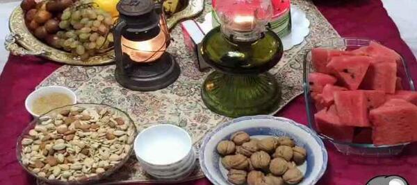عکس سفره شب یلدا فیک