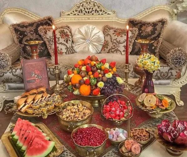 عکس سفره شب یلدا فیک