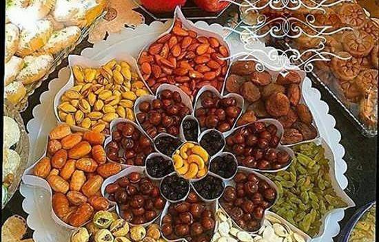 عکس سفره ی یلدا ساده