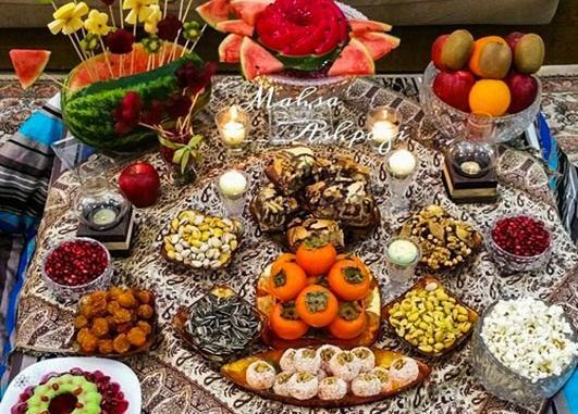عکس سفره ی یلدا ساده