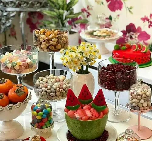 عکس سفره ی یلدا ساده