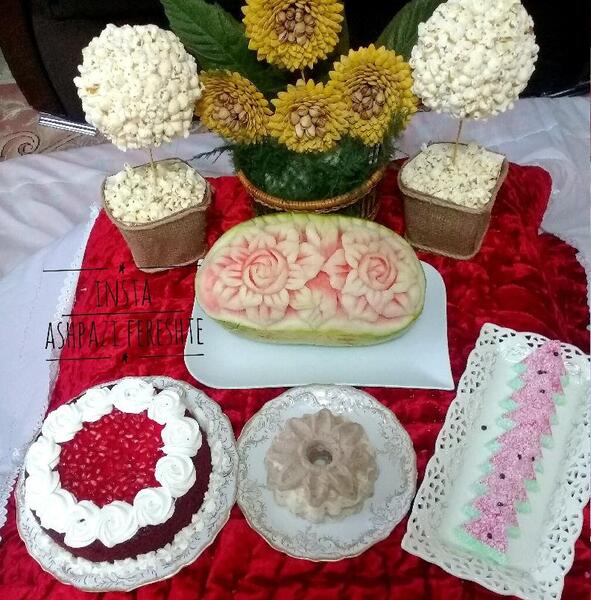 عکس سفره شب یلدا با کرسی