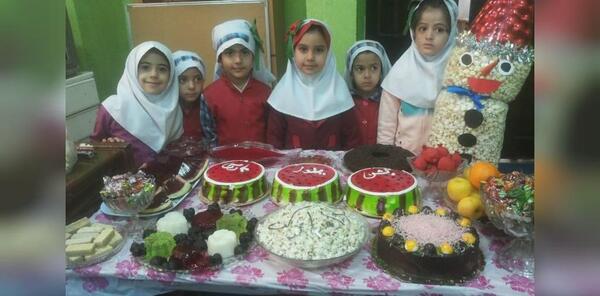 عکس سفره یلدا برای مدرسه