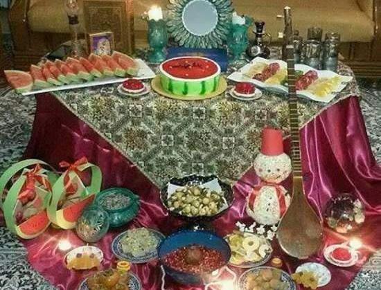 عکس سفره شب یلدا زیبا