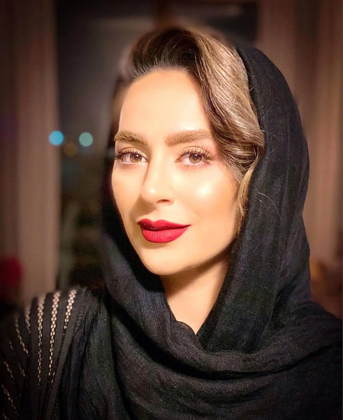 عکس بارداری یلدا در دلنوازان