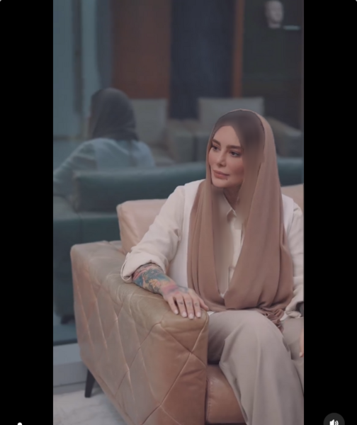 عکس بارداری یلدا در دلنوازان