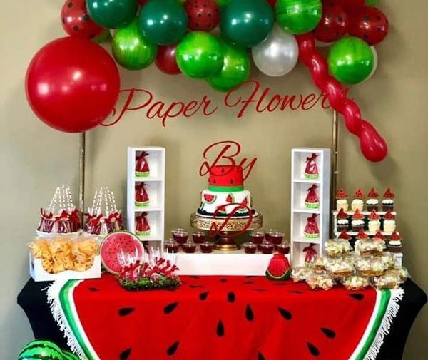 عکس تزیین شب یلدا برای مدرسه