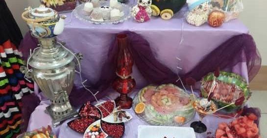 عکس تزیین شب یلدا برای مدرسه
