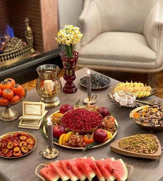 عکس چیدمان سفره یلدا
