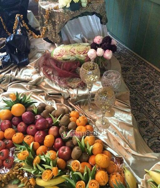 عکس چیدن میز شب یلدا