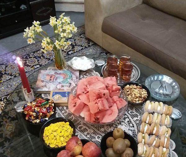 عکس چیدن میز شب یلدا