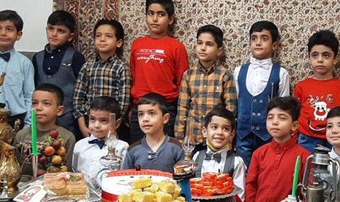 عکس جشن یلدا کلاس اول