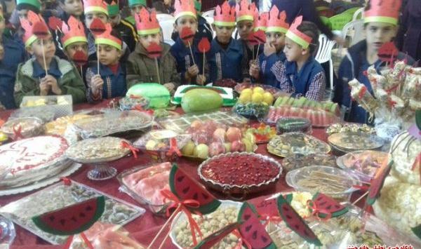 عکس جشن یلدای مدرسه